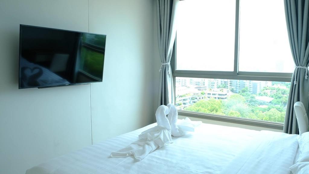Peak Tower In Phatumnak Pattaya Zewnętrze zdjęcie